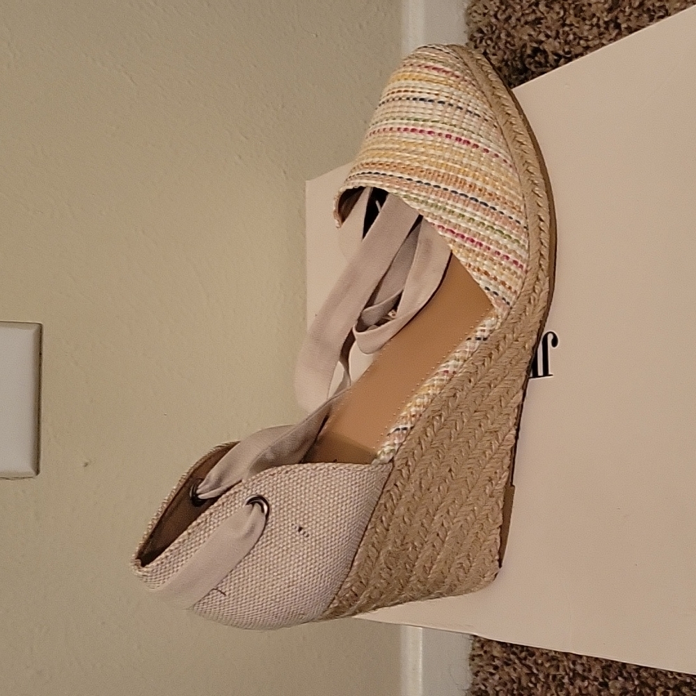 Just Fab Endless Summer Wedges